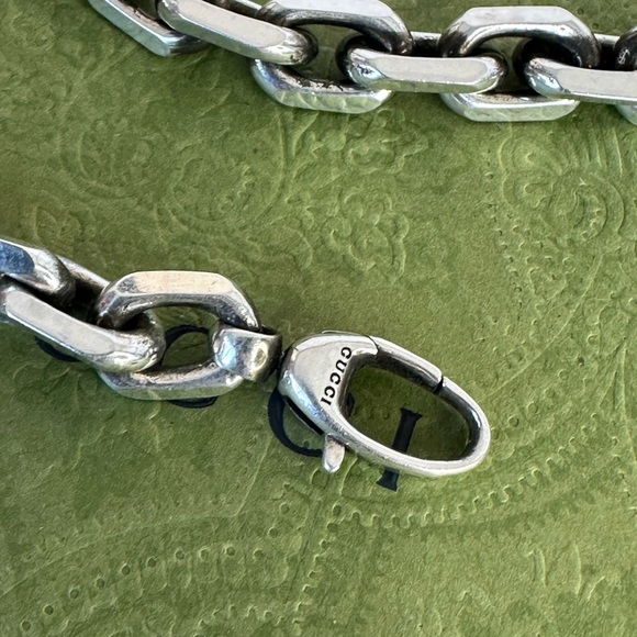 Gucci Interlocking GG Sterling Silver Chain Bracelet - Picture 5 of 8